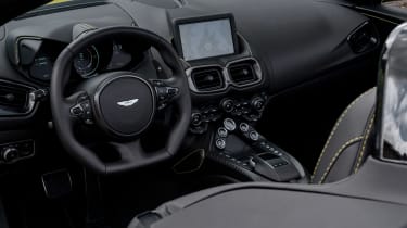 Aston Martin Vantage Roadster